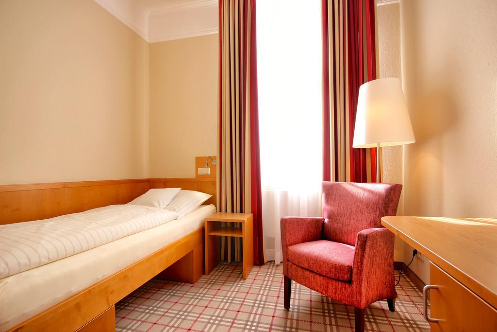 Hotel Hanken Gmbh, Hotel Hanken Und Seehotel Вангероге Номер фото